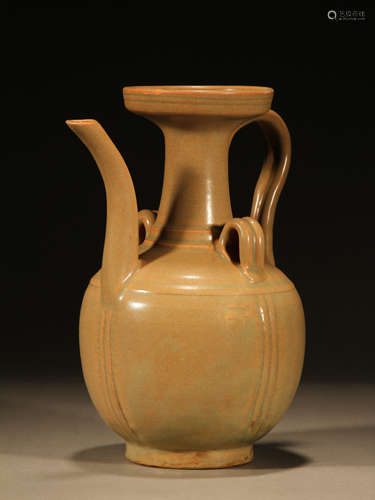 Ancient Yue Kiln Ewer