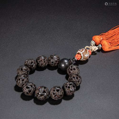 CHINESE ALOES HOLLOW BRACELET, QING DYNASTY