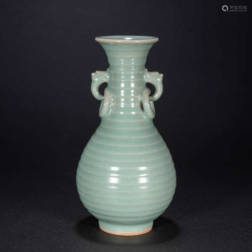 CHINESE LONGQUAN WARE AMPHORAE, SONG DYNASTY