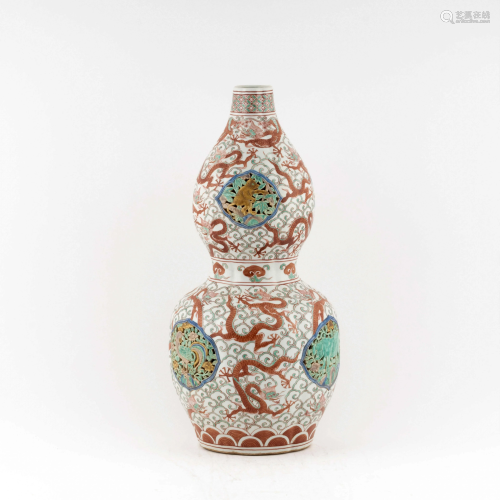 MING RED DRAGONS DOUBLE GOURD VASE