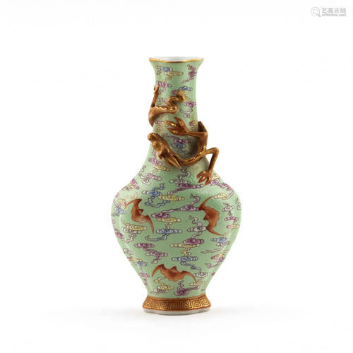 QING DRAGON AND BATS VASE