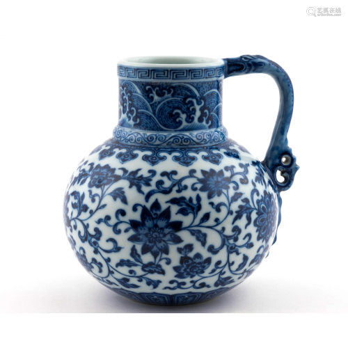 QING BLUE & WHITE WRAPPED FLORAL PORCELAIN WATE…