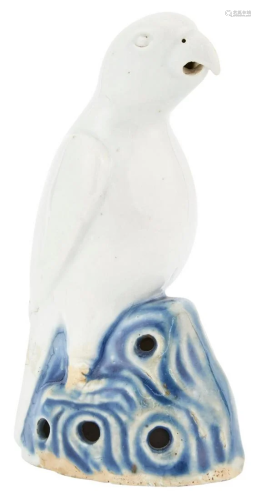 A Chinese Blue and White Porcelain Parrot