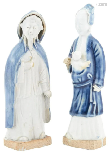 A Matched Pair of Chinese Blue and White Porcelain