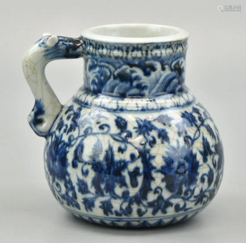 Chinese Blue & White Yuan Style Pot