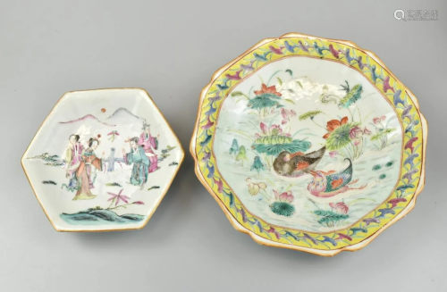 Chinese Famille Rose Stem Plate,19th C.