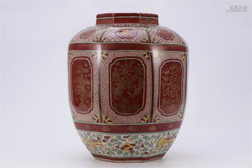 A WU-CAI GLAZE FLOWERS AND BIRDS PORCELAIN JAR