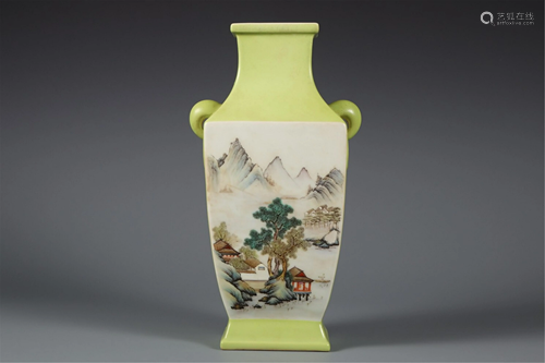 A YELLOW GLAZE FAMILLE ROSE DOUBLE-HANDLES VASE