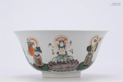 A WU-CAI BUDDHAS PORCELAIN BOWL