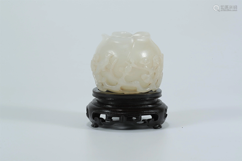 A White Jade Water Pot