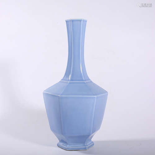 Qing-Yongzheng Blue Glazed Vase