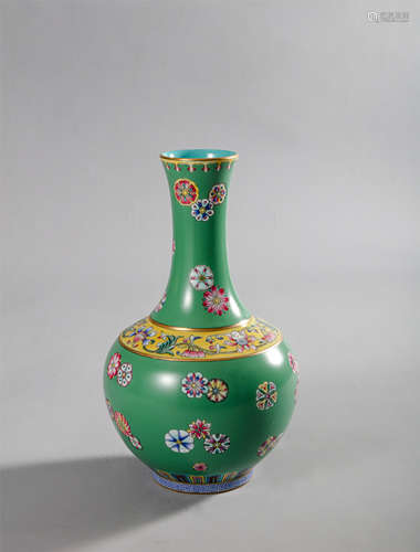 Qing Dynasty-Qianlong green space famille rose leather ball ...