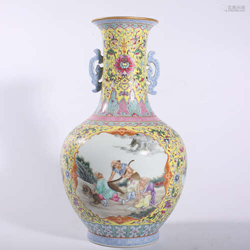 Qing-Qianlong famille rose vase