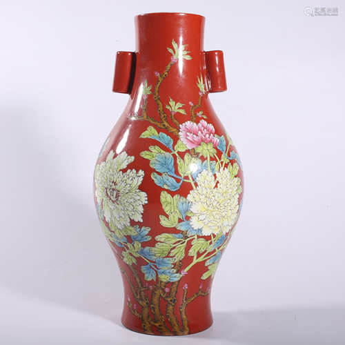 Qing-Yongzheng famille rose bottle