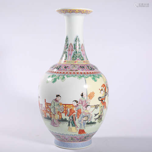 Qing Dynasty-Qianlong famille rose vase