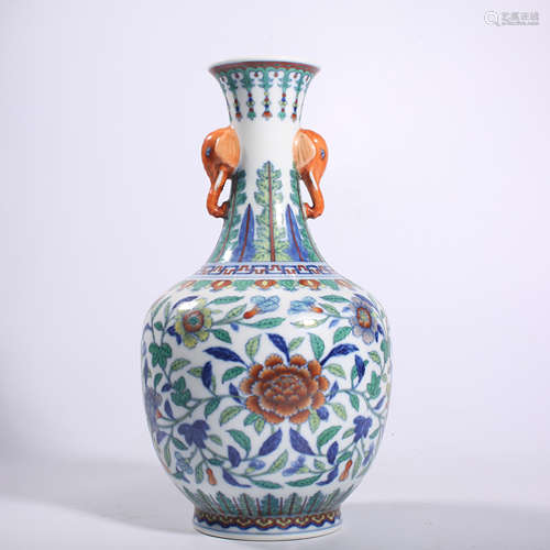 Qing Dynasty-Qianlong bucket color vase