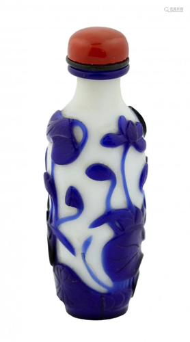 Chinese sapphire-blue overlay glass snuff bottle