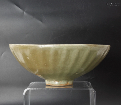 A Chinese Antique Celadon Big Porcelain Bowl