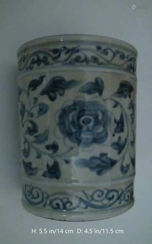 OLD CHINESE ANTIQUE WHITE BLUE PORCELAIN BRUSH POT