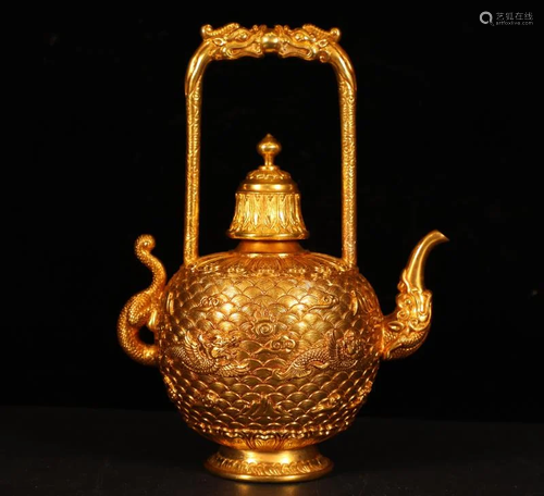 The collection of the gilt pot from the Tang Dynasty.