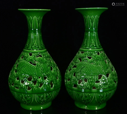 Qing Dynasty jade green glaze carved unicorn pattern