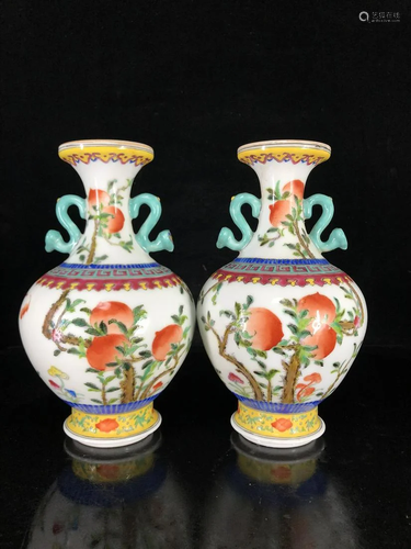 Qing Dynasty, a pair of enamel color longevity peach