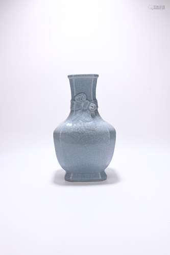 chinese ge-type glazed porcelain vase