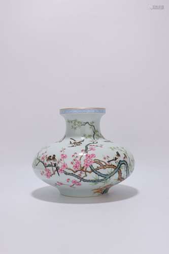 chinese famille rose porcelain vase