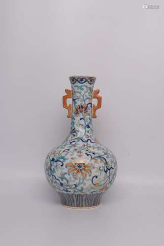 chinese doucai porcelain vase