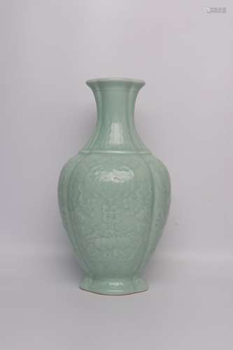 chinese celadon glazed porcelain vase