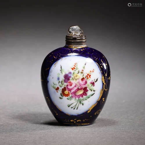 CHINESE QING DYNASTY PORCELAIN SNUFF BOTTLE