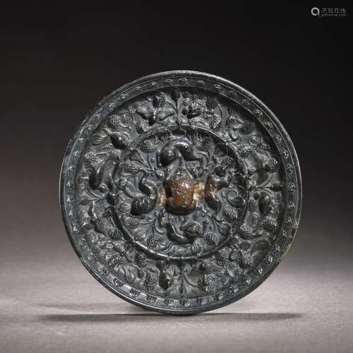 CHINESE BRONZE SEA BEAST GRAPE MIRROR FROM TANG DYNASTY