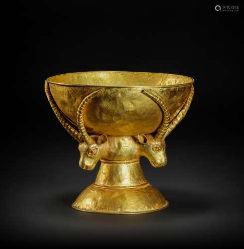 Golden Cup with Sheep Headed from 7th Century