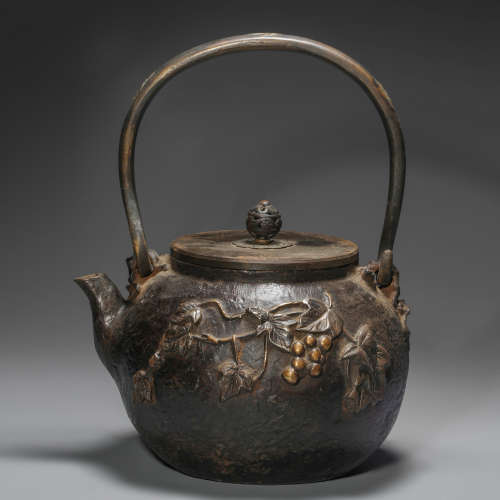 Iron TeaPot from Ancient China