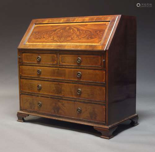 A mahogany and crossbanded bureau, early 20th Century, the f...