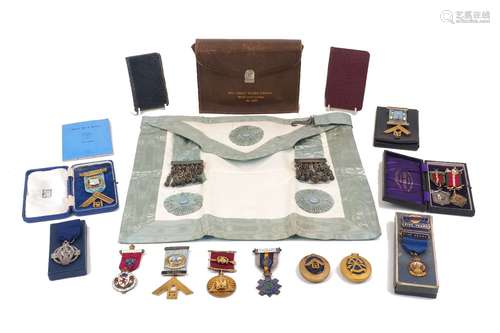 Masonic Interest: A collection of mainly silver gilt Masonic...