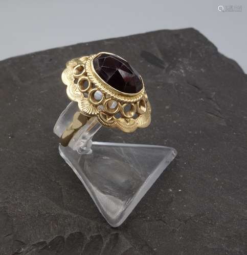 GARNET - RING