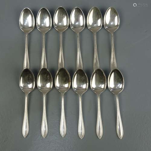 12 COFFEE OR TEA SPOONS