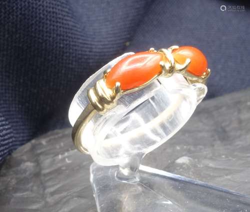 RING WITH CORAL