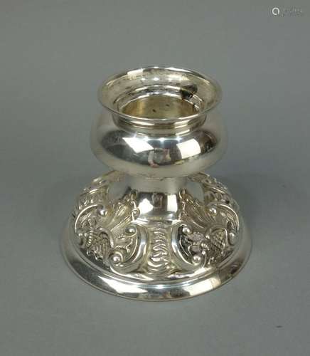 SILVER CANDLE STAND