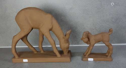 PAIR OF CERAMIC FIGURES: 