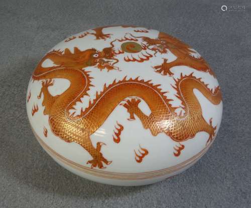 BIG CHINESE LIDDED BOX WITH DRAGON DECOR