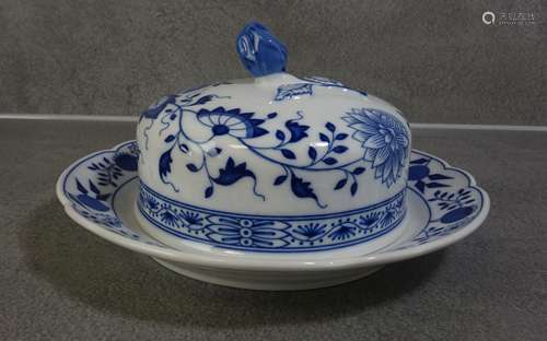 HUTSCHENREUTHER BUTTER DISH