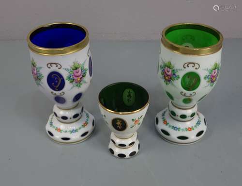 3 CUPS / VASES