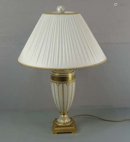 LARGE TABLE LAMP