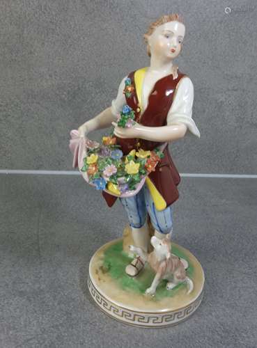 PORCELAIN FIGURE 