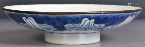 19TH CENTURY CHINESE BLUE AND WHITE BOWL / BRUSH WASHER