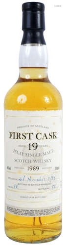 SINGLE BOTTLE OF FIRST CASK 1989 SINGLE MALT SCOTCH WHISKY