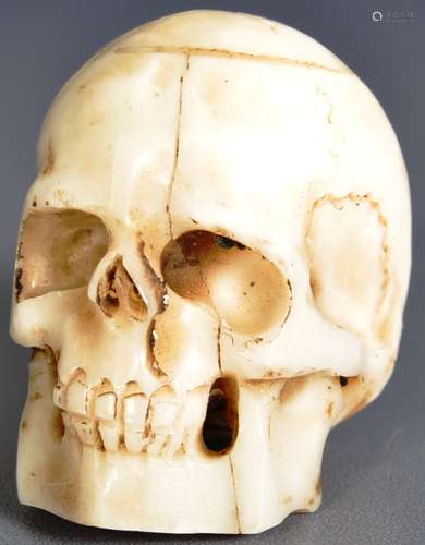 19TH CENTURY JAPANESE MEIJI PERIOD BONE SKULL NETSUKE