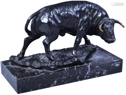 20TH CENTURY SPANISH ARTISAN BRONZE BULL BY MORENO